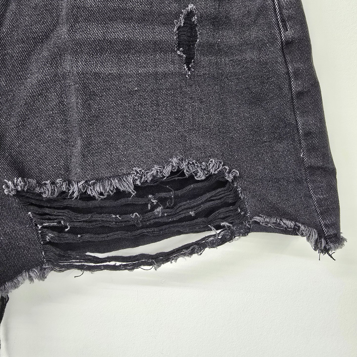 Cider Black High Rise Distressed Denim Shorts Size XL