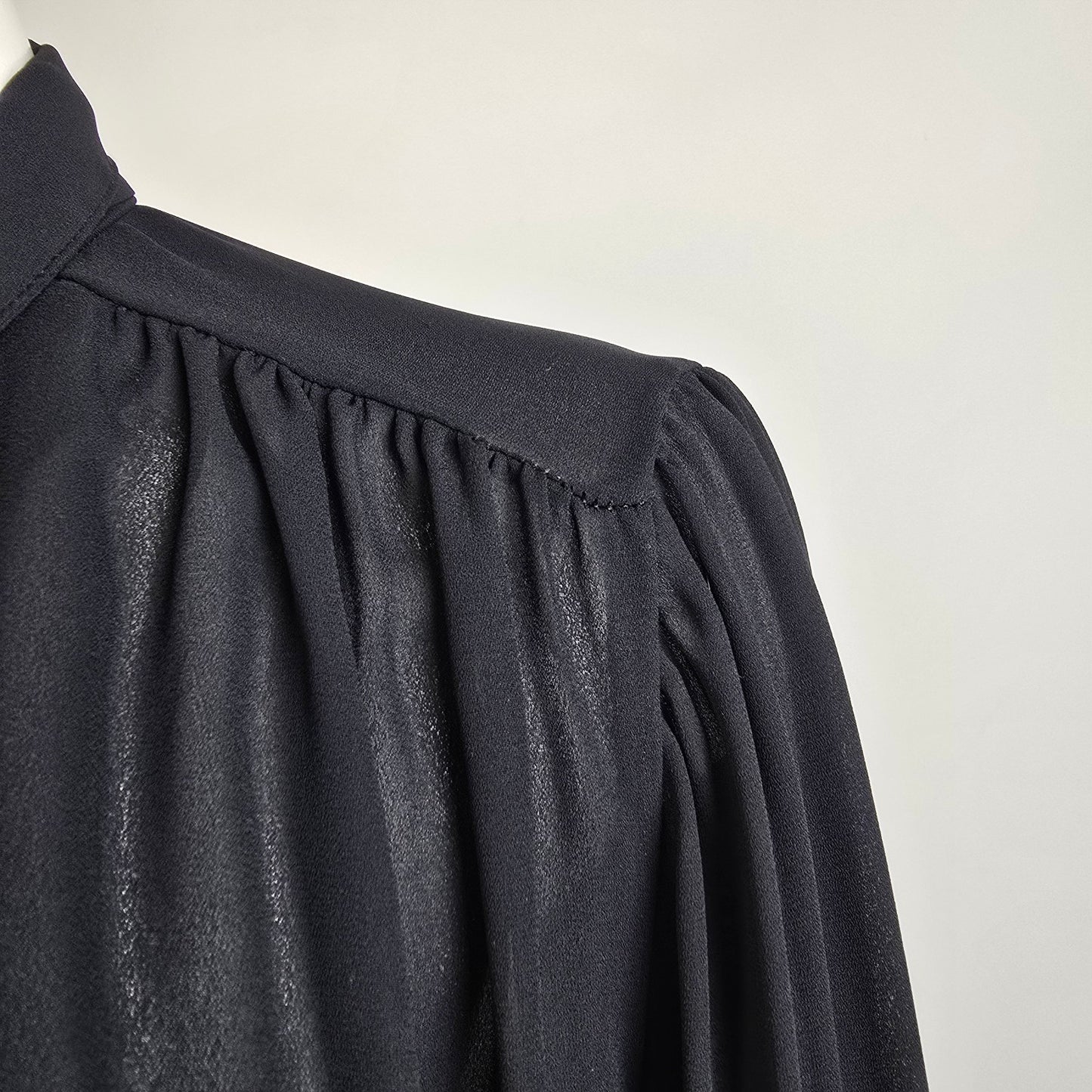 Vintage Tops 'n Trends Black Neck Tie Blouse Size 14