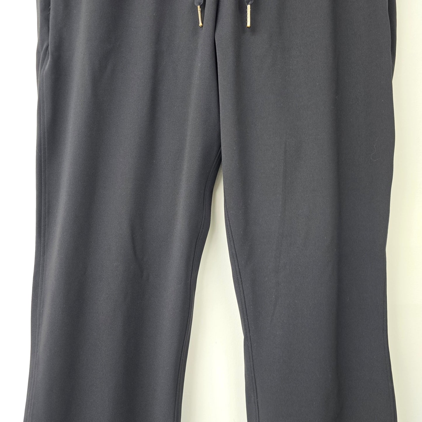 Lululemon Black On the Fly Jogger 28" Size 6