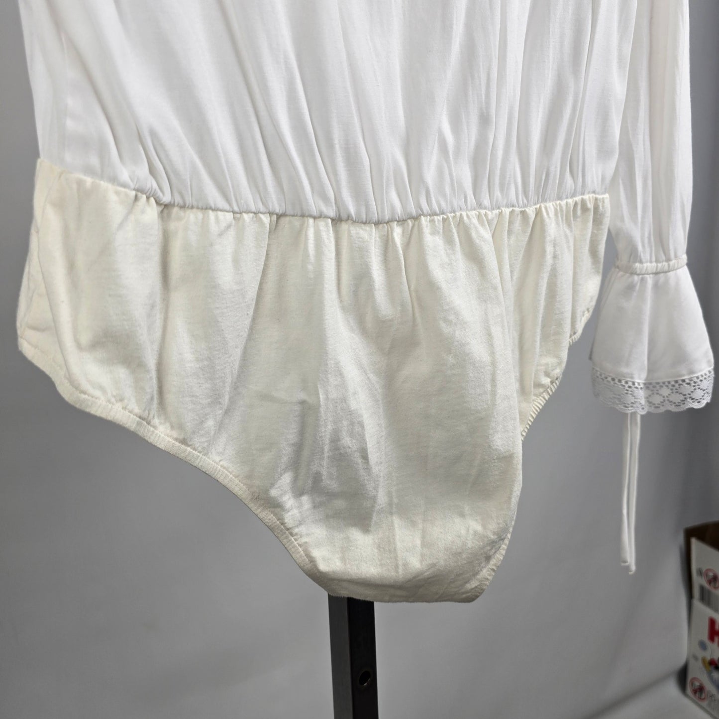 Vintage Smart Set White Ruffle Neck Bodysuit Size L