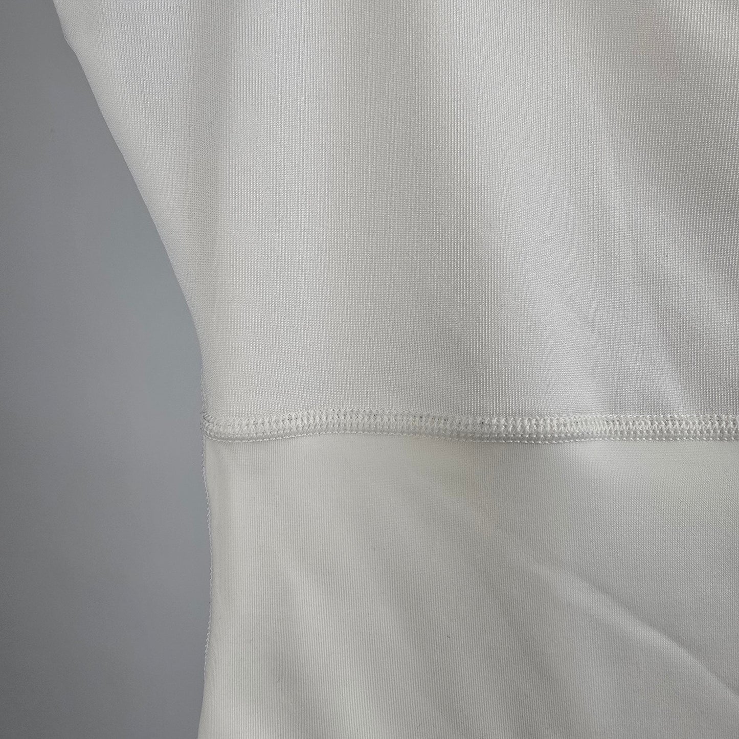 Spanx Hide and Sleek V-Neck Shape Wear Camisole Tank Top Size L