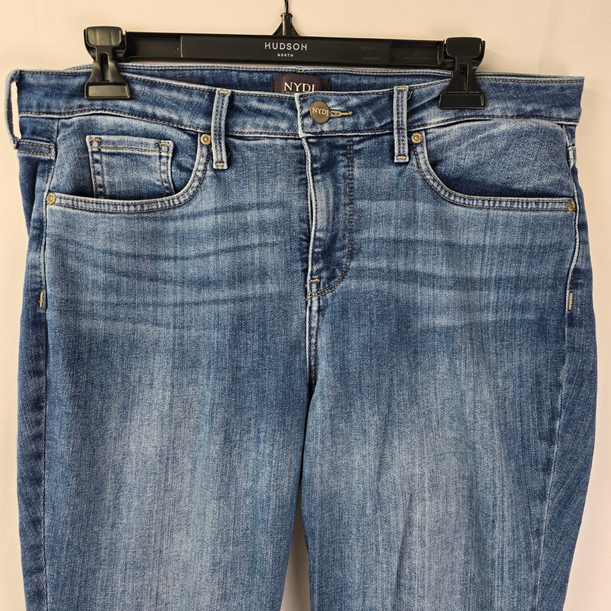 NYDJ AMI Skinny Light Wash Skinny Jeans Size 12