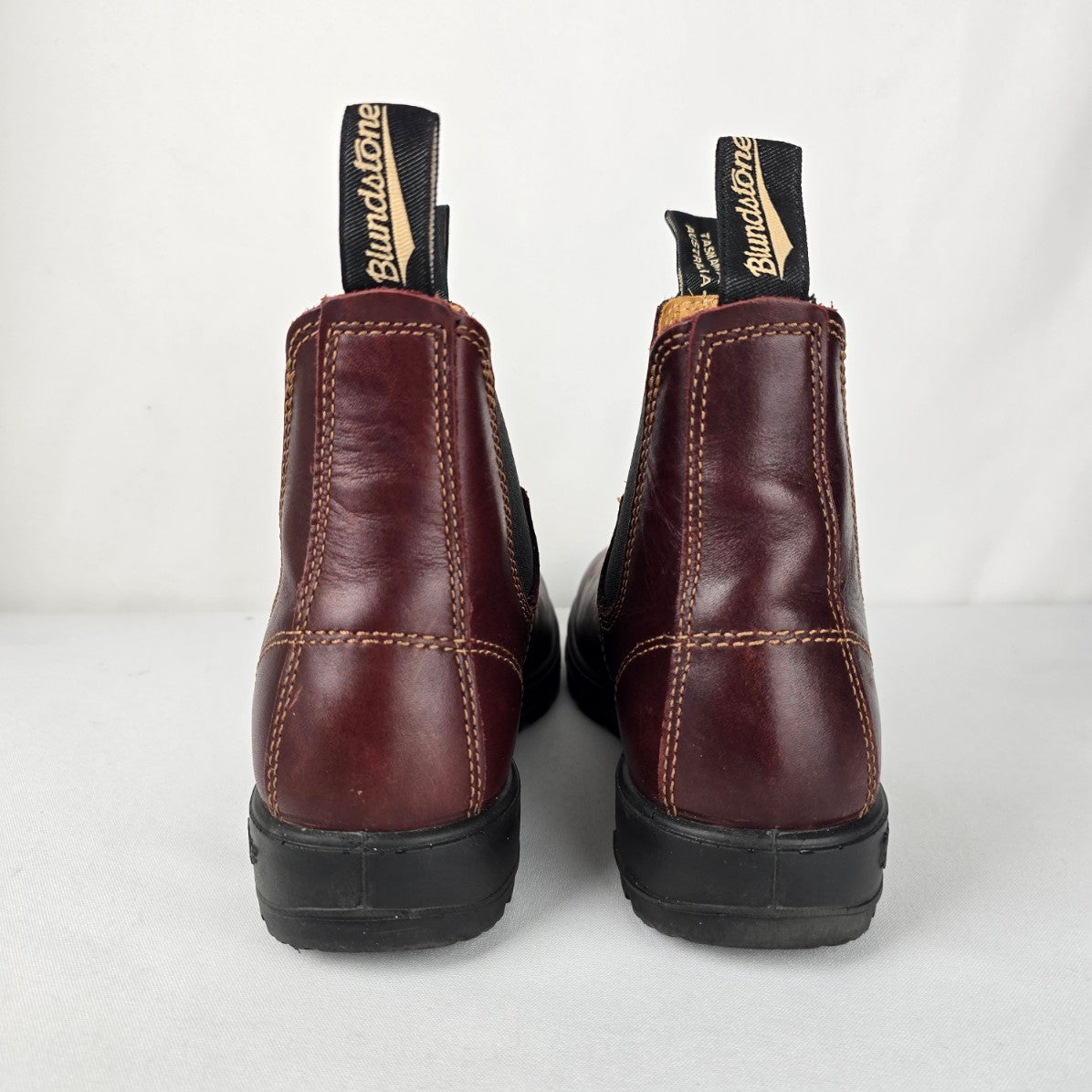 Blundstone Redwood Leather Chelsea Boot Size 7.5