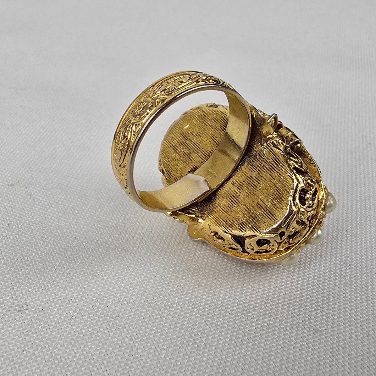 Vintage Gold Tone Pink Stone Secret Compartment Ring Size 8 Adjustable