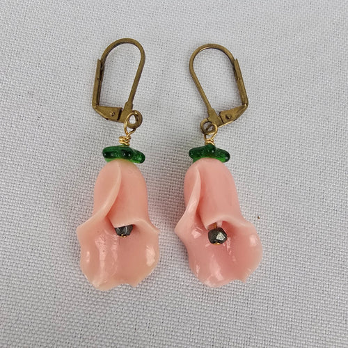 Vintage Pink Glass Rose Bud Drop Earrings