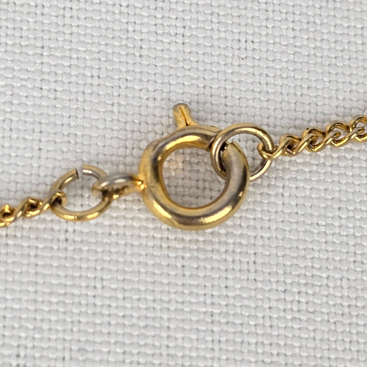 Vintage Gold Tone Faceted AB Glass Pendant Necklace