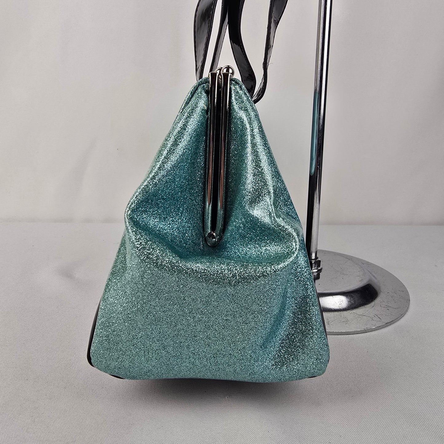 Lux De Ville Blue & Black Kiss Close Purse