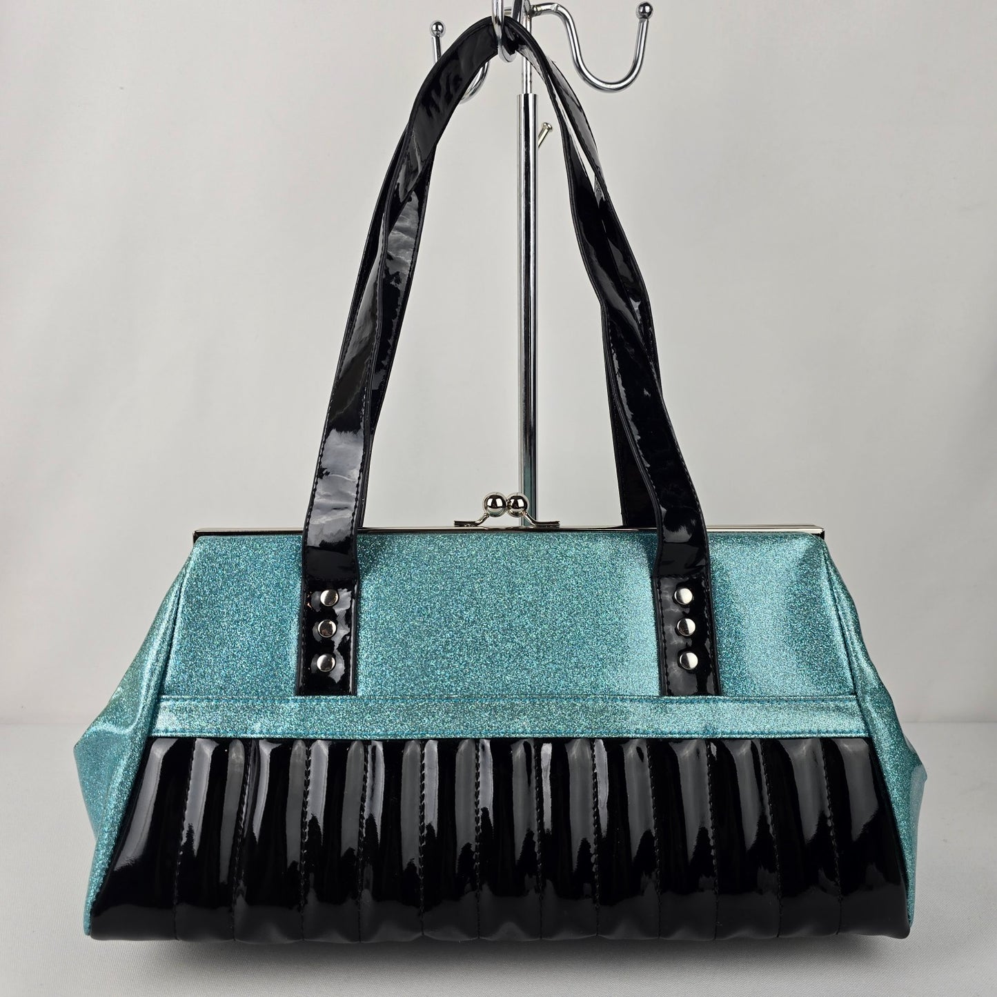 Lux De Ville Blue & Black Kiss Close Purse