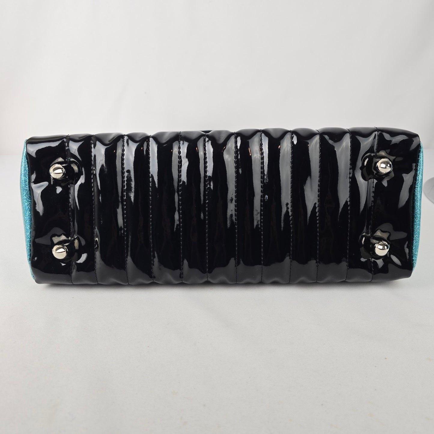 Lux De Ville Blue & Black Kiss Close Purse