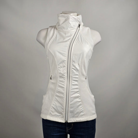 Lululemon Run: Gust Buster Vest White Size 6