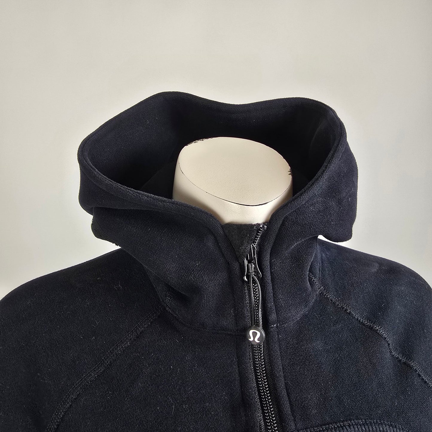 Lululemon Black Scuba Hoodie Size S