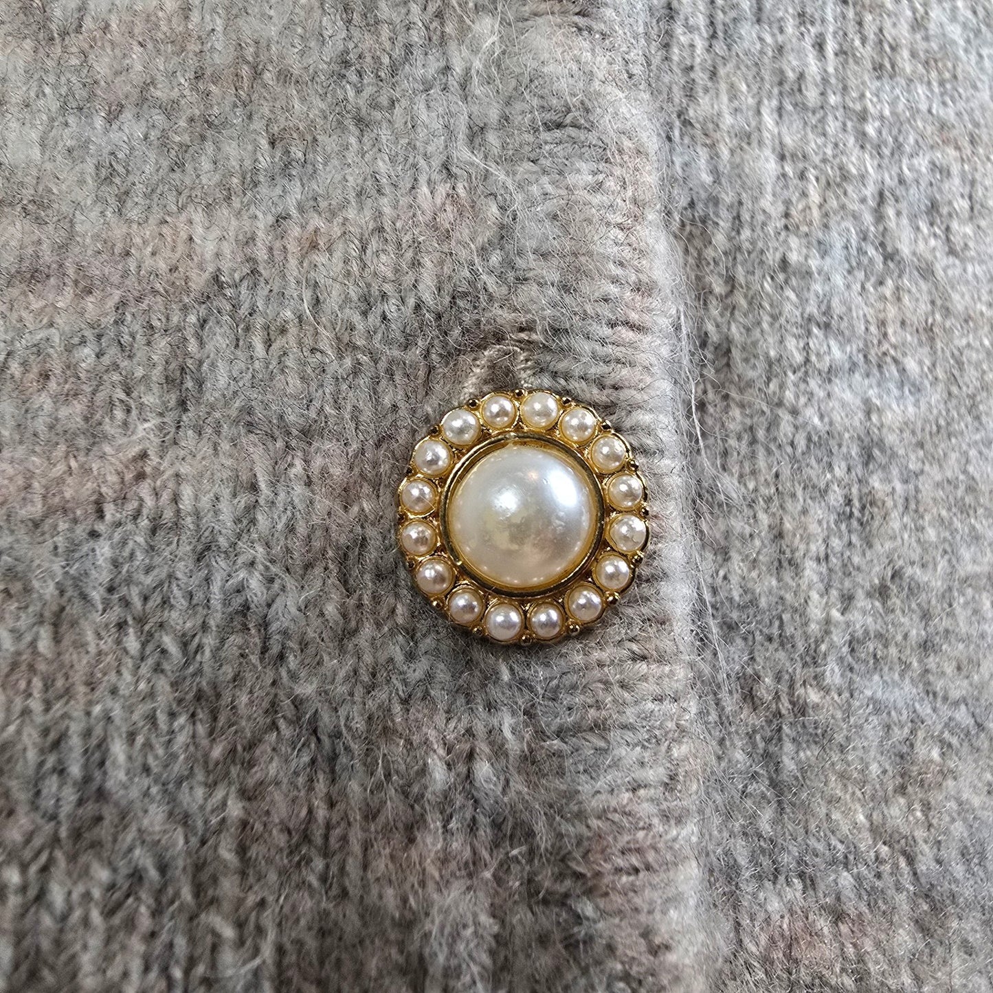 Heartloom Cream Rhinestone Button Cardigan Size L