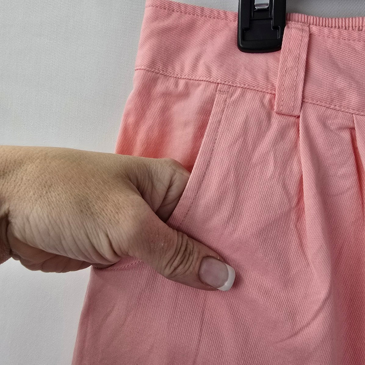 Halara Pink Cropped Jogger Pants Size L