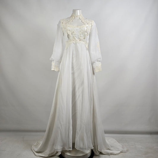 Vintage 1970s Boho White Lace Wedding Gown Size S