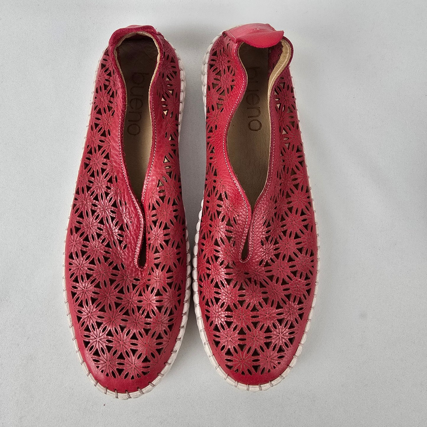 Bueno Daisy Red Leather Slip-On Shoes Size 9.5