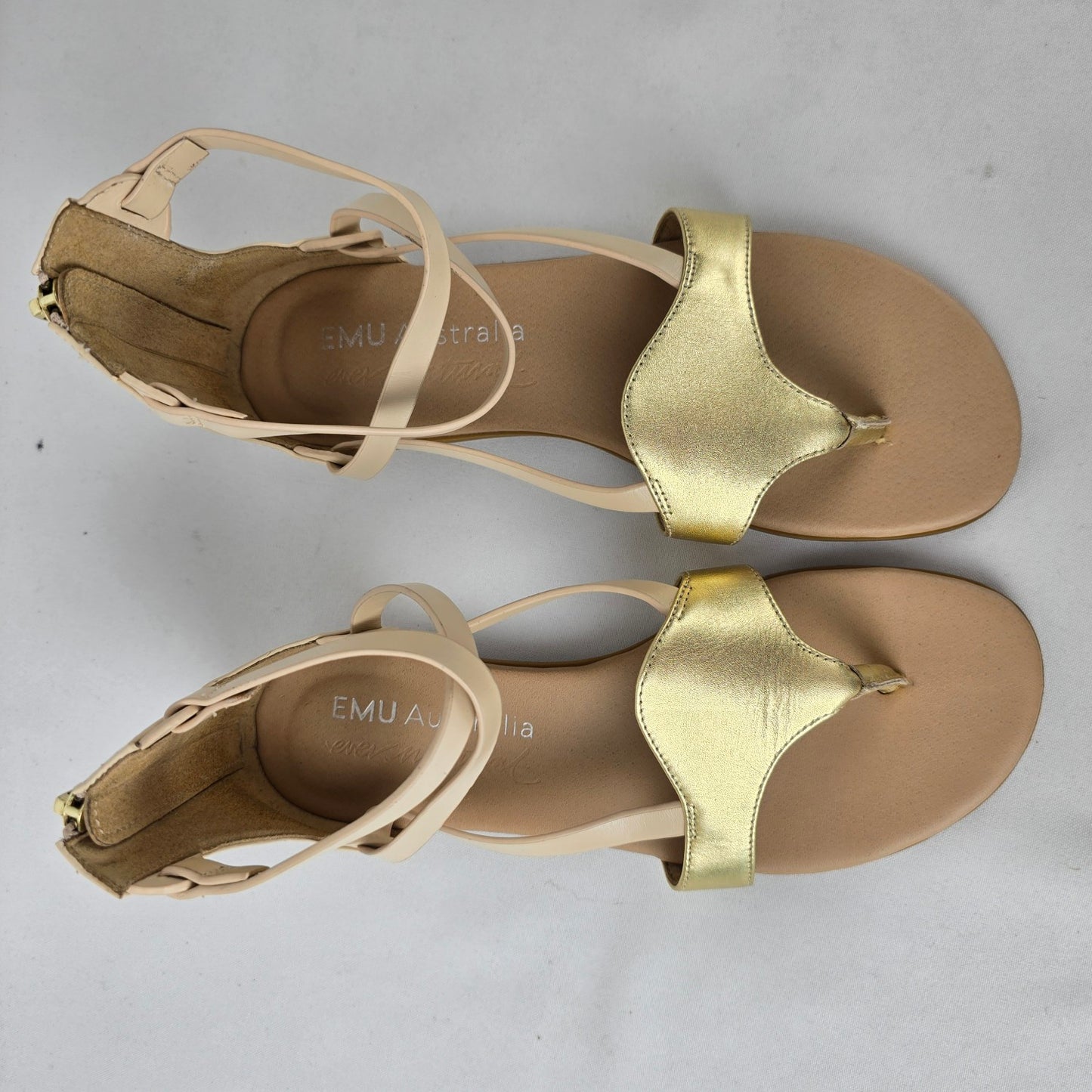 EMU Australia Coda Cream & Gold Leather Flat Sandals Size 8