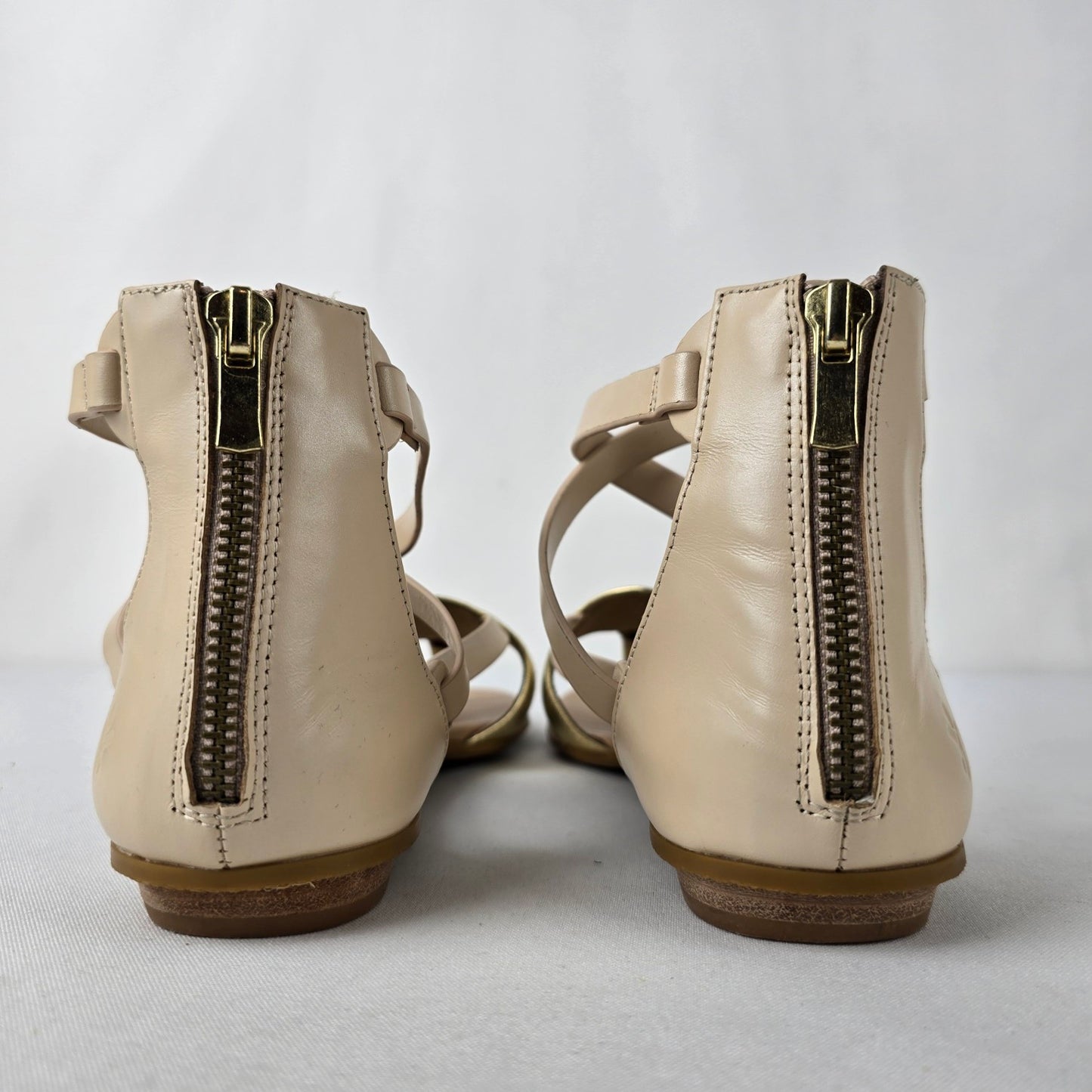 EMU Australia Coda Cream & Gold Leather Flat Sandals Size 8