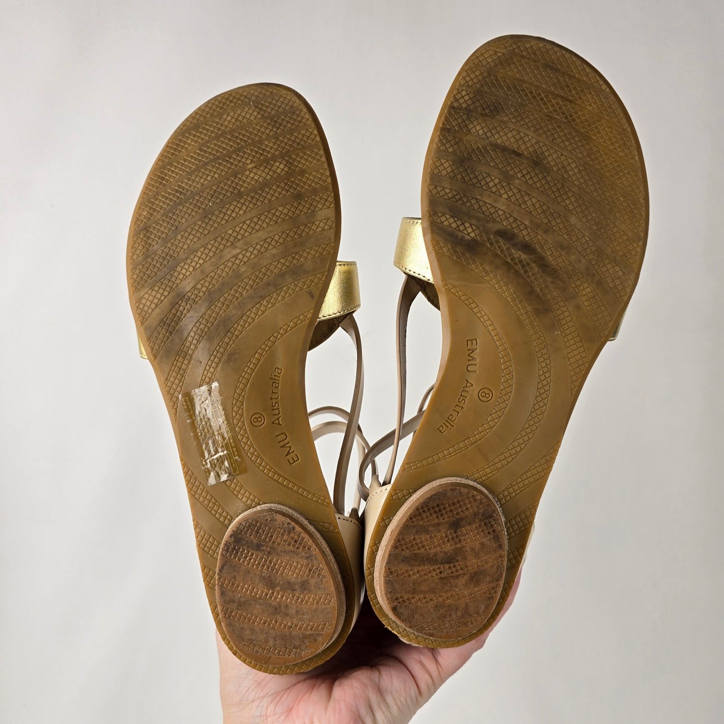 EMU Australia Coda Cream & Gold Leather Flat Sandals Size 8