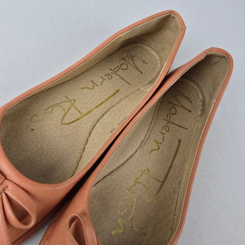 Modern Rush Peach Ballet Flats Size 7.5