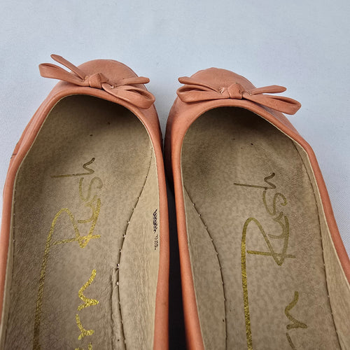 Modern Rush Peach Ballet Flats Size 7.5