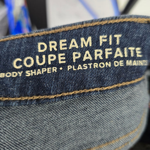 Jessica Dream Fit Body Shaper Straight Leg Jeans Size 2P