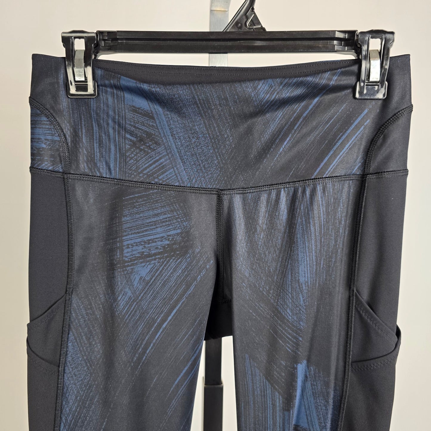 Lululemon Speed Tight Blue & Black Cropped Leggings Size 6