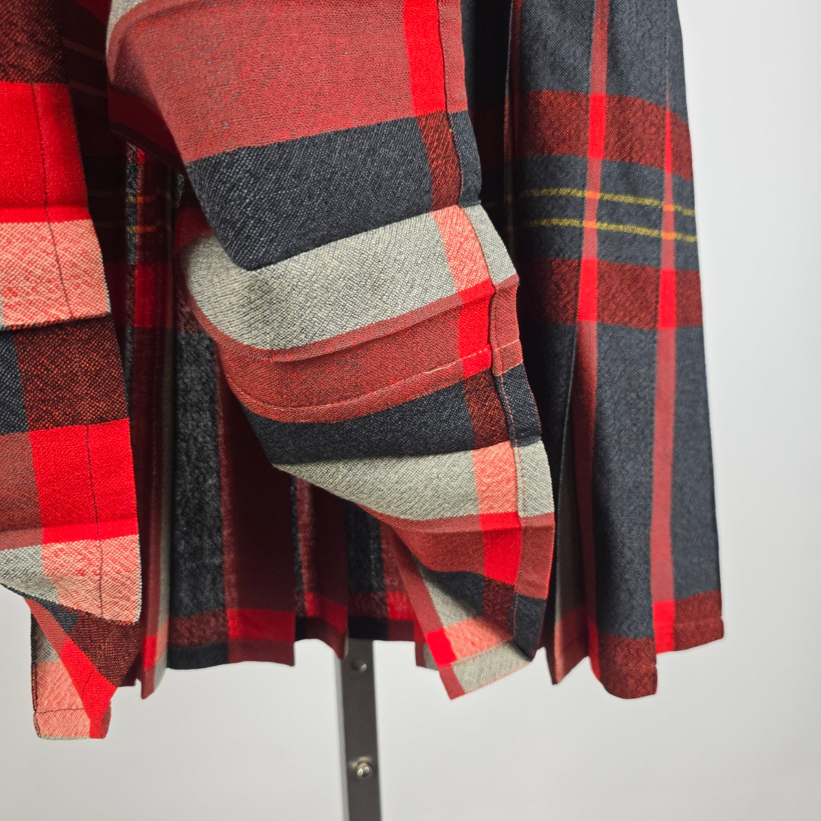 Vintage Grey & Red Wool Pleated Kilt Skirt Size S/M
