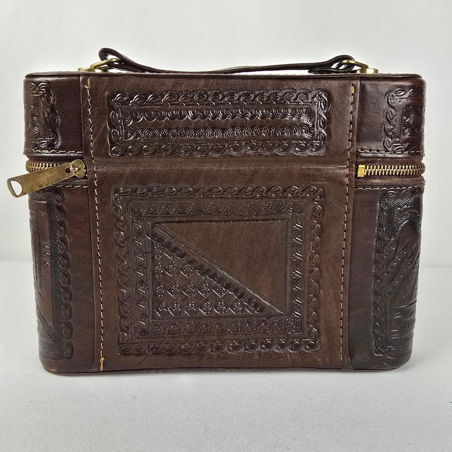 Vintage Handcrafted Embossed Leather Bar Travel Case Clutch Purse