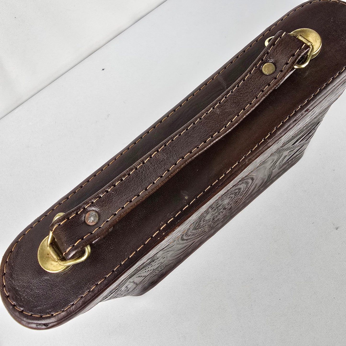Vintage Handcrafted Embossed Leather Bar Travel Case Clutch Purse