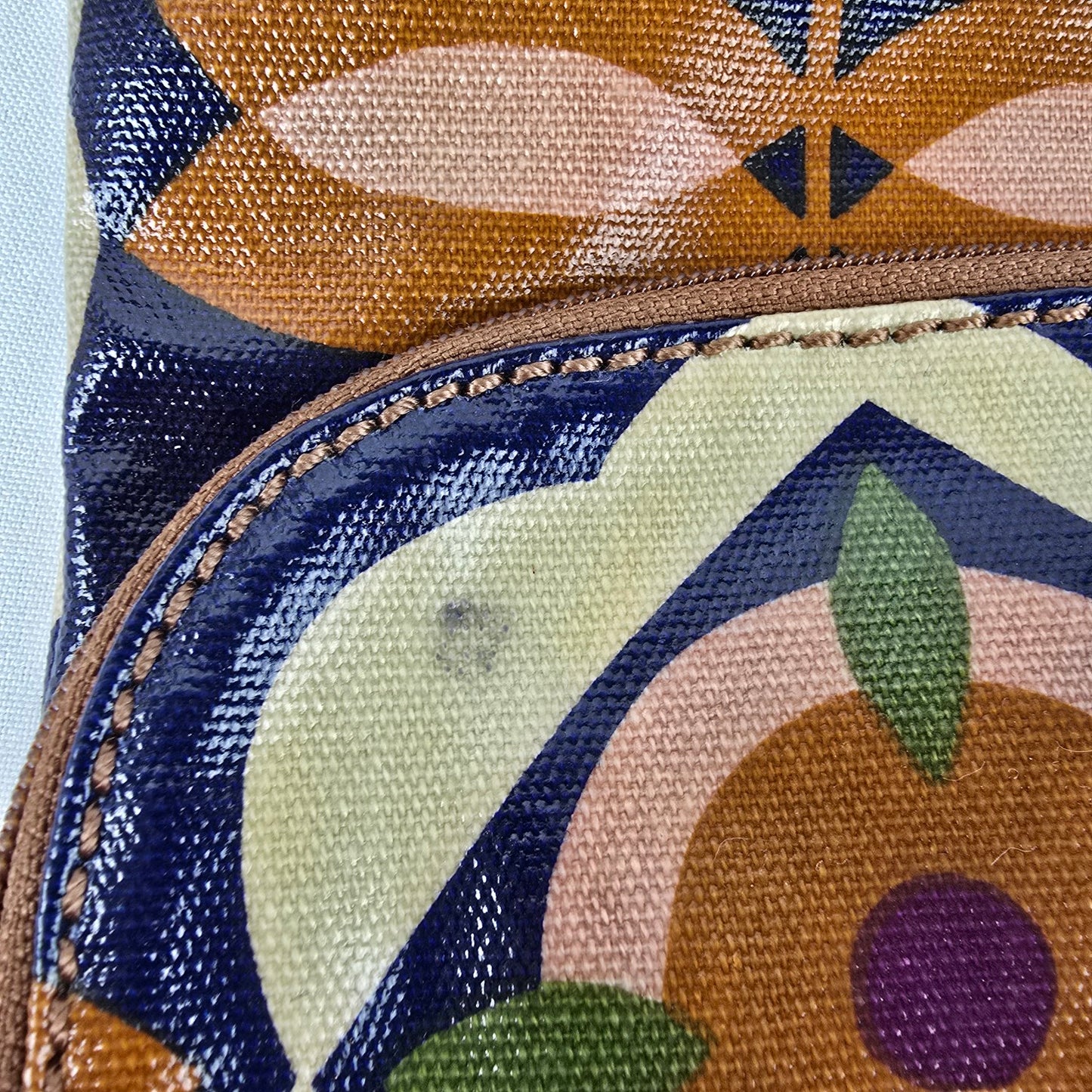 Fossil Key Per Floral Coated Canvas flap Crossbody Purse