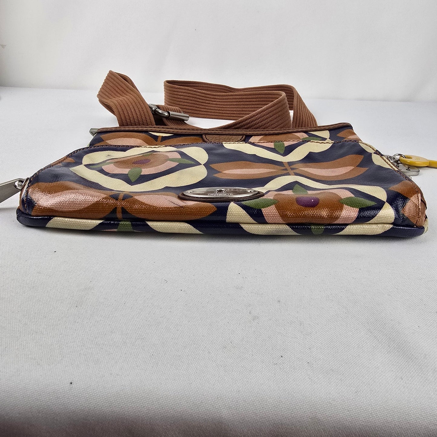 Fossil Key Per Floral Coated Canvas flap Crossbody Purse