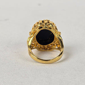 Vintage Gold Tone Black Statement Ring Size 8