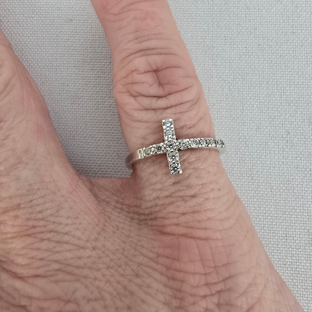 Stella & Dot 925 Sterling Silver CZ Crystal Cross Ring Size 6