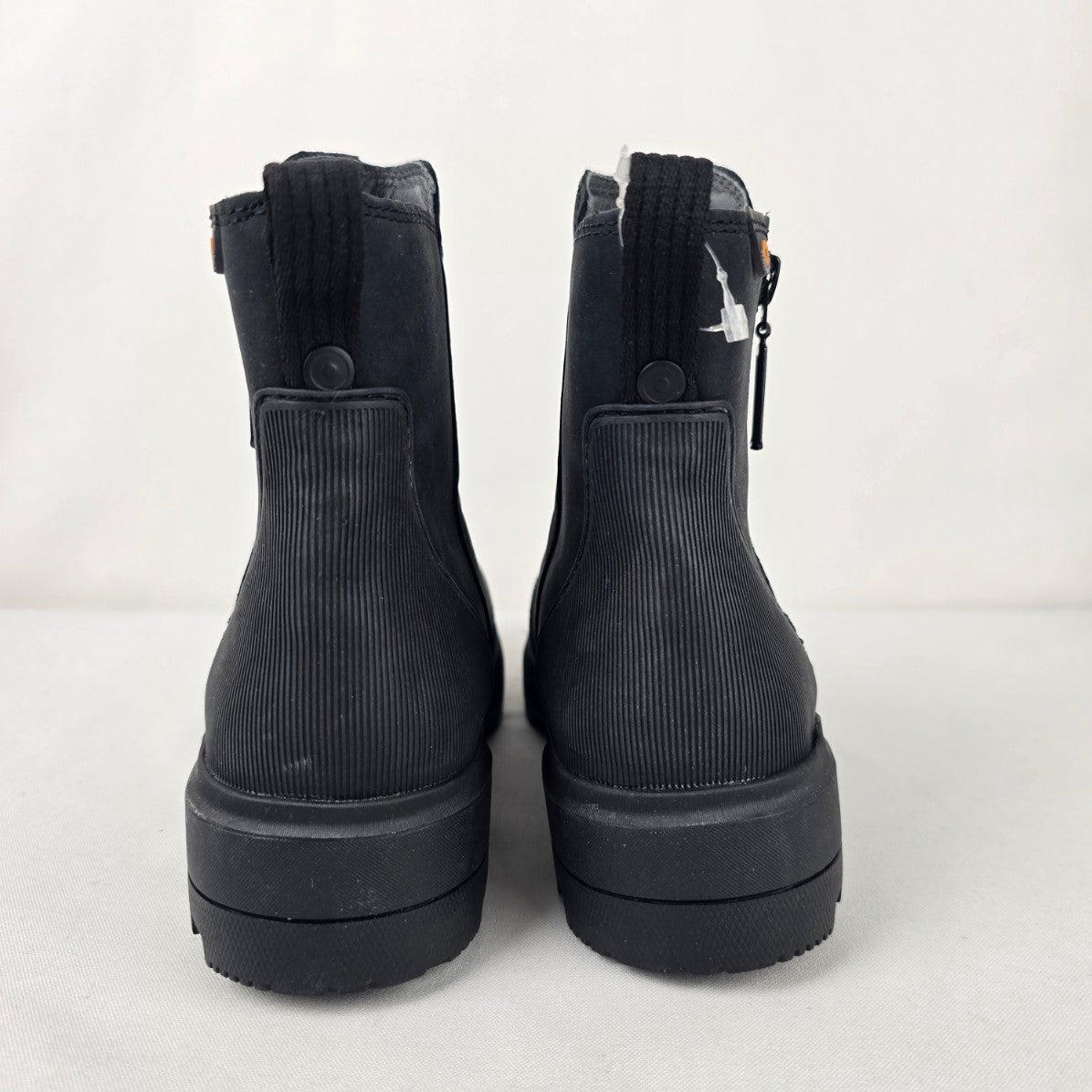 Bogs Black Holly Zip Up Leather Waterproof Ankle Boots Size 6