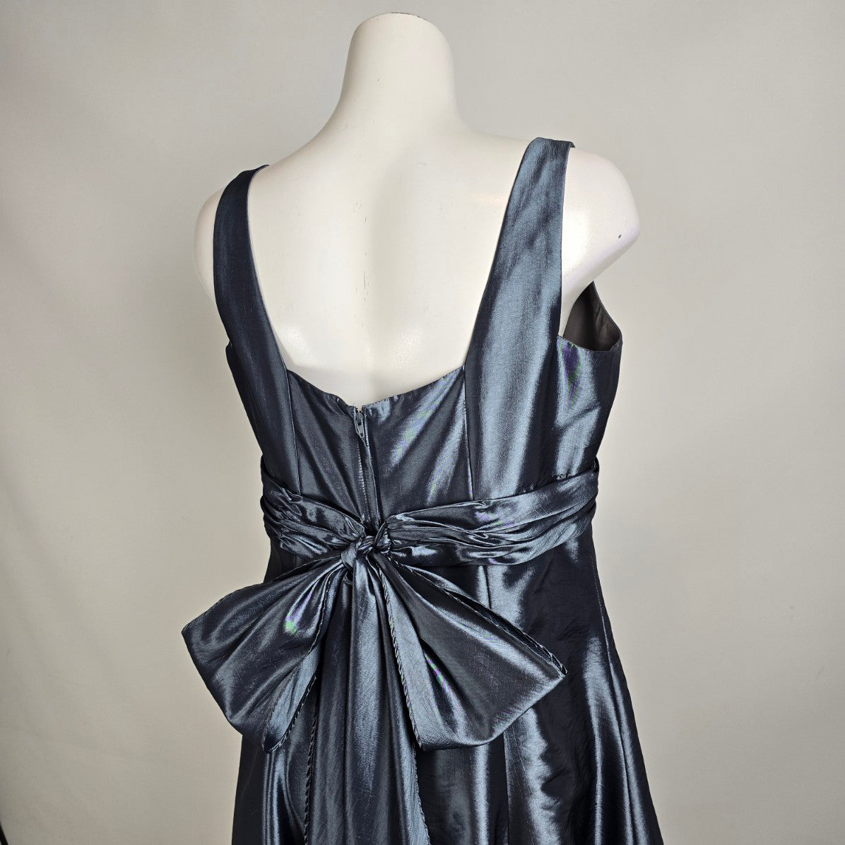 Fashion Design Group Grey Metallic Balloon Bottom Party Event Dress Size L/XL