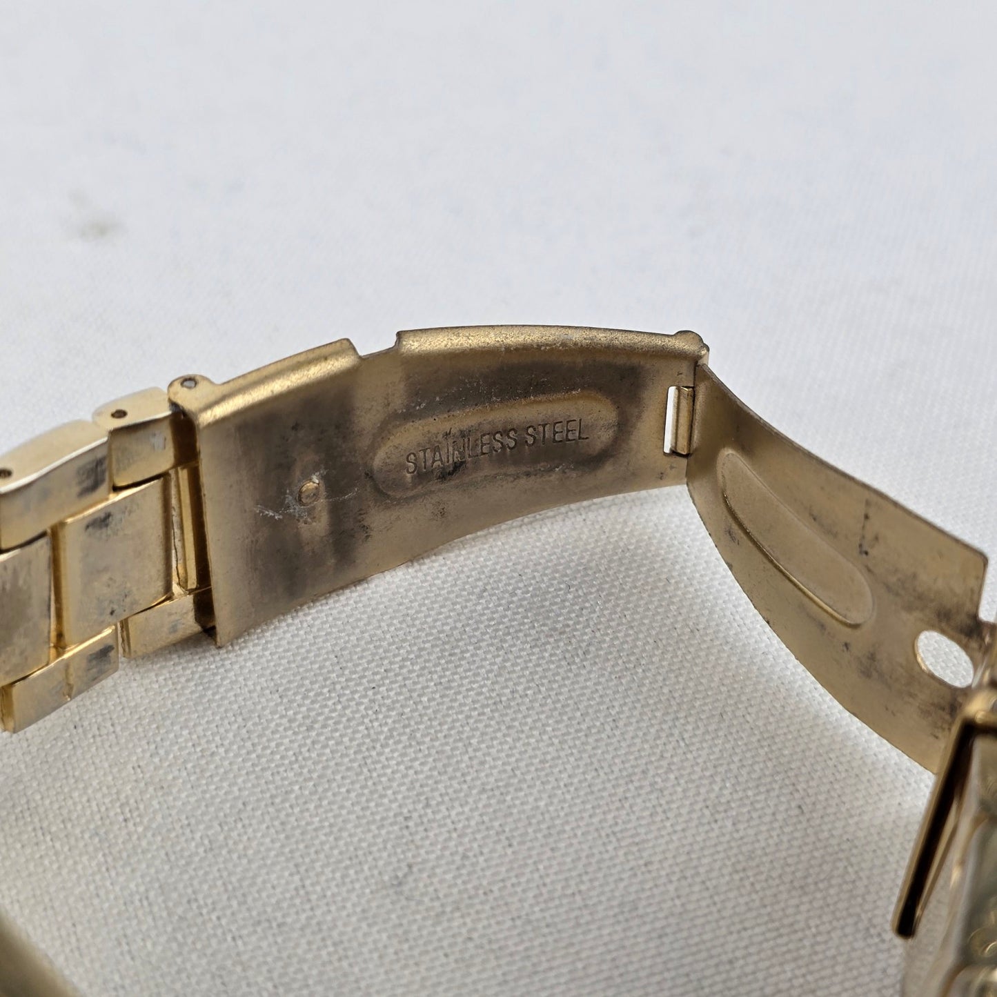 Gold Tone Chunky Watch