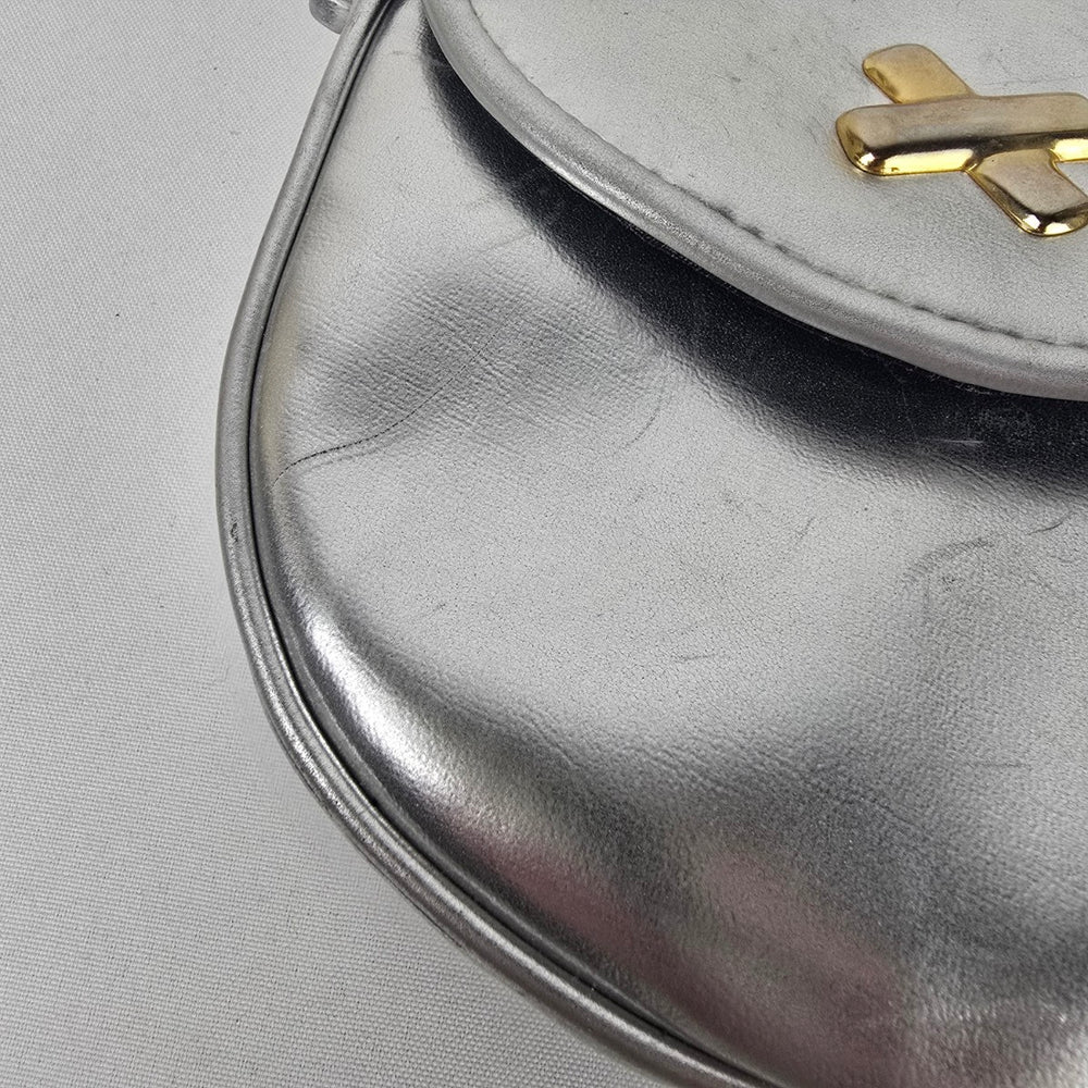 Vintage Benchmade Leatherworks Silver Shoulder Purse