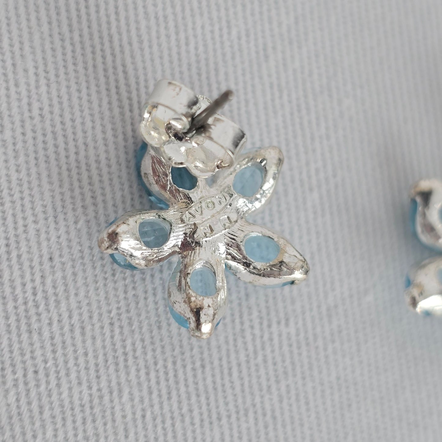 Vintage Avon Blue Glass Flower Stud Earrings