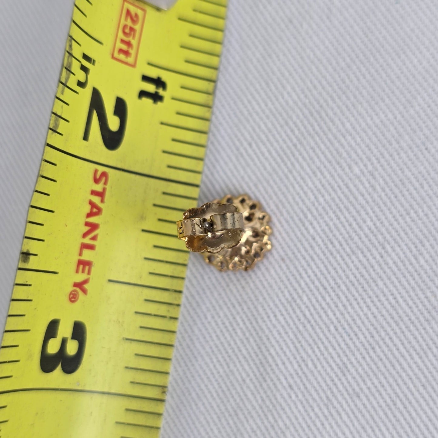 Vintage Gold Tone Crystal Flower Stud Earrings