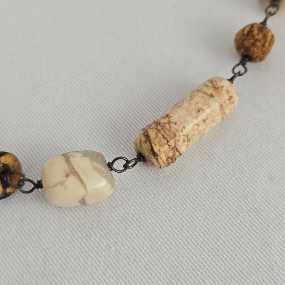 Silpada 925 Sterling Silver White Howlite African Opal Mahogany Seed Necklace