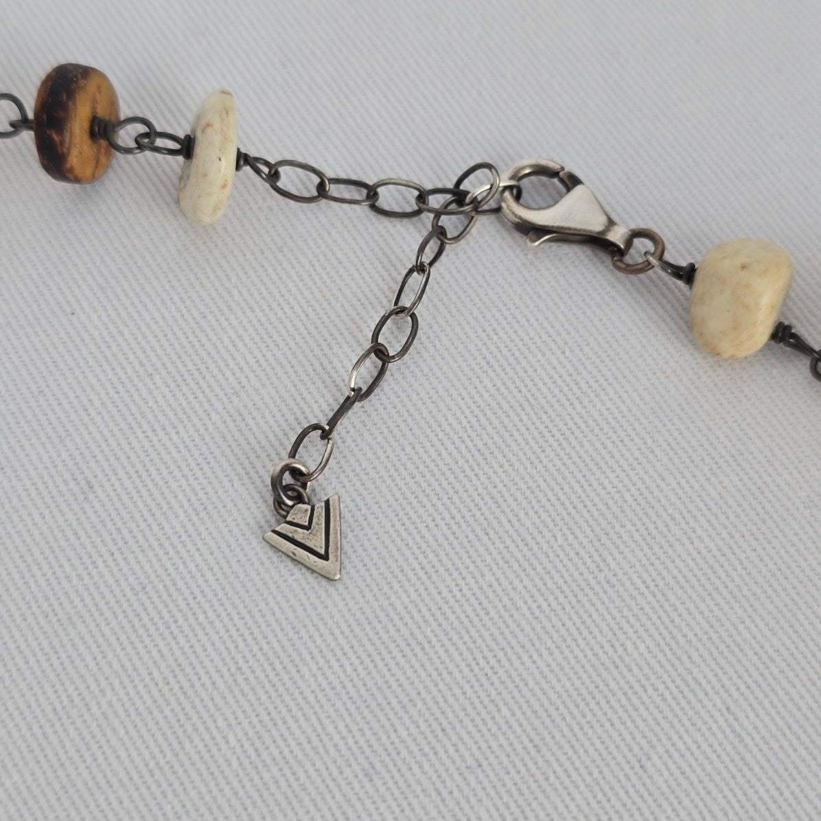 Silpada 925 Sterling Silver White Howlite African Opal Mahogany Seed Necklace