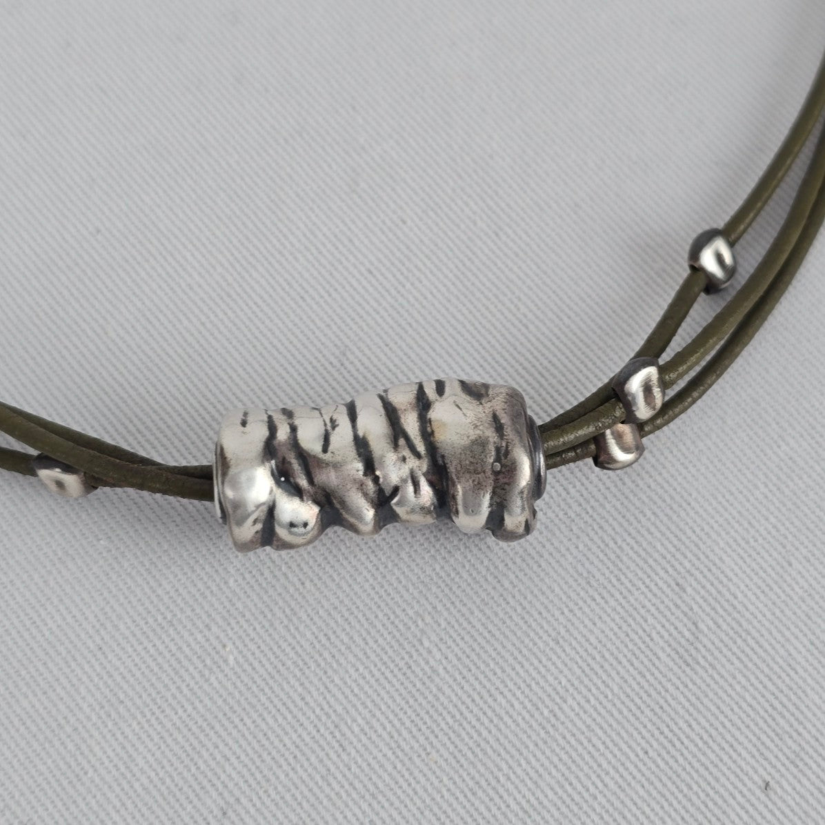 Silpada 925 Green Cord Hammered Tube Bead Pendant Necklace