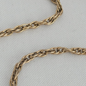 Sarah Coventry Gold Tone Marbled Blue Pendant Chain Necklace
