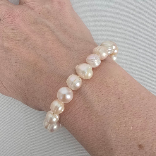 Freshwater Pearls Beaded Toggle Bracelet