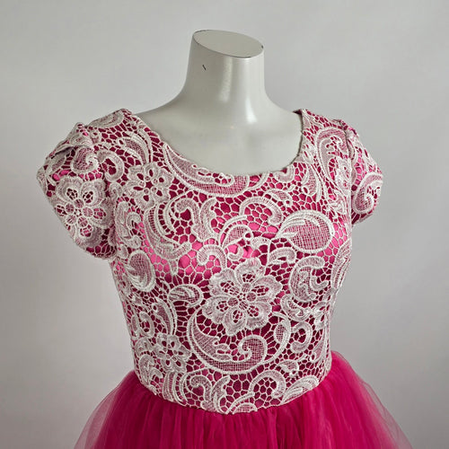 Symphony of Venus White Lace Pink Tulle Grad Gown Size S