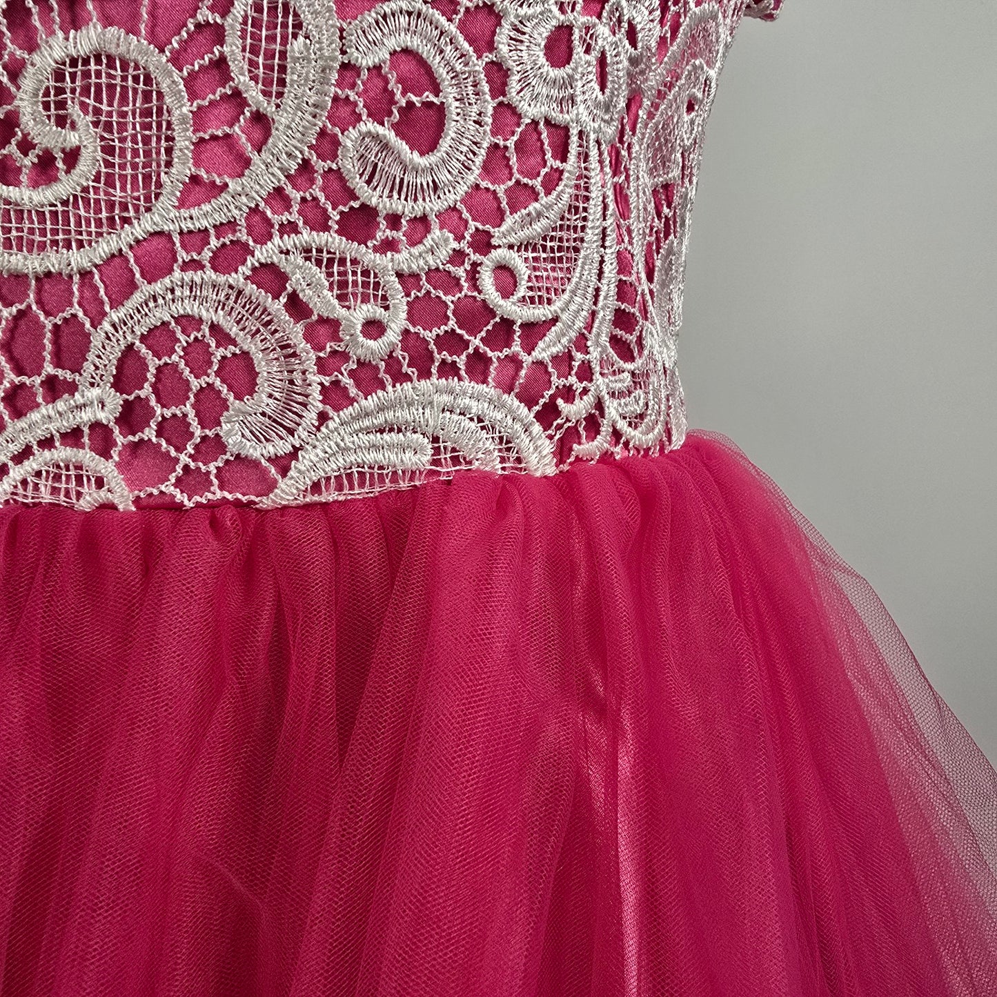 Symphony of Venus White Lace Pink Tulle Grad Gown Size S