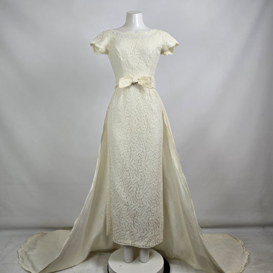 Vintage 1950s Cream Lace Wedding Gown with Detachable Train Size XS/S