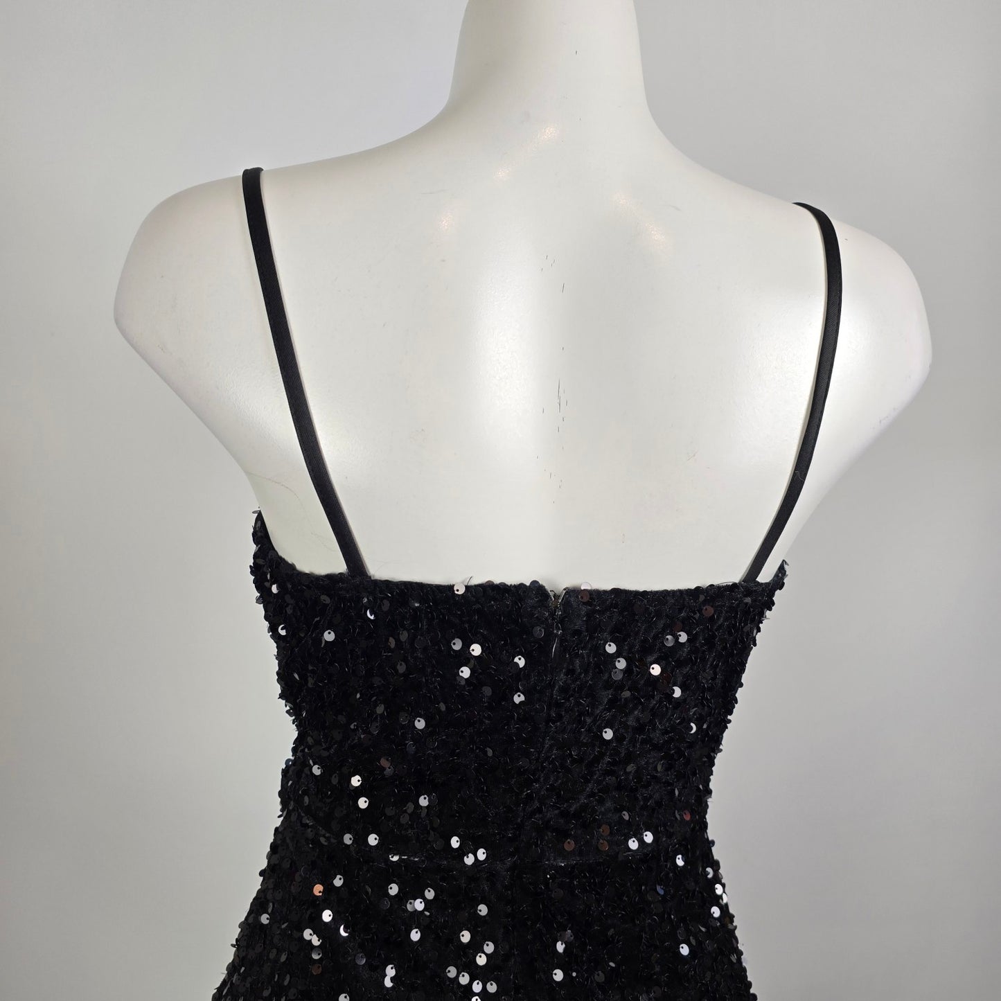 Ricarica Black Sequined High Slit Long Gown Size M