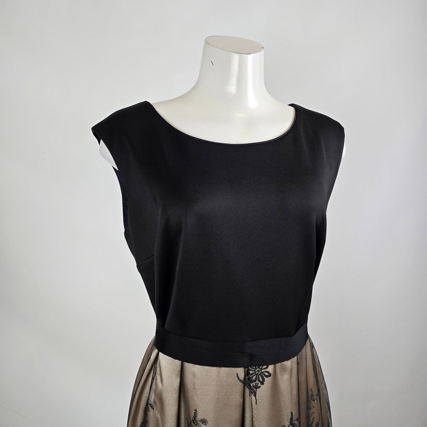 Attitude Black & Nude Lace Overlay Fit & Flare Skirt Dress Size 12