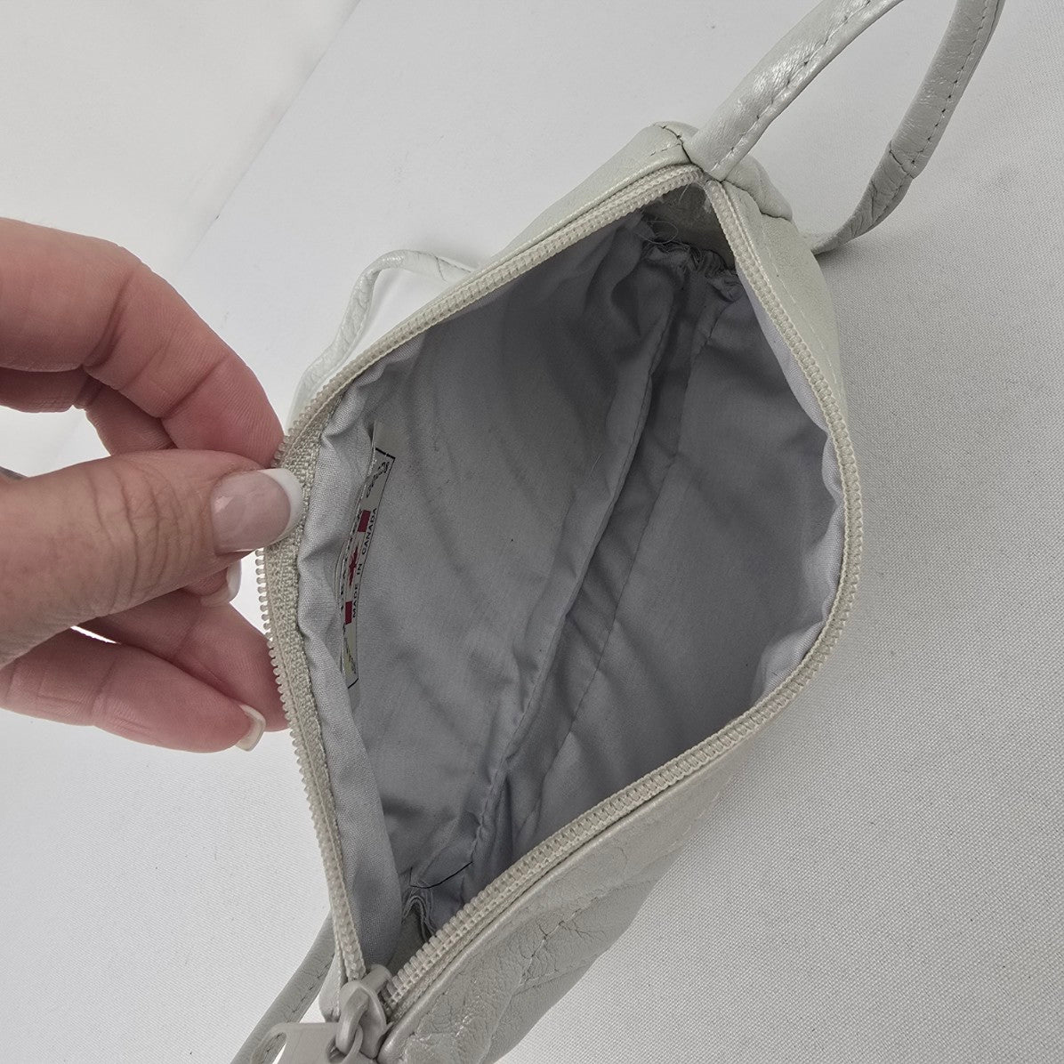 Ngan's Leather Goods White Small Shoulder Purse